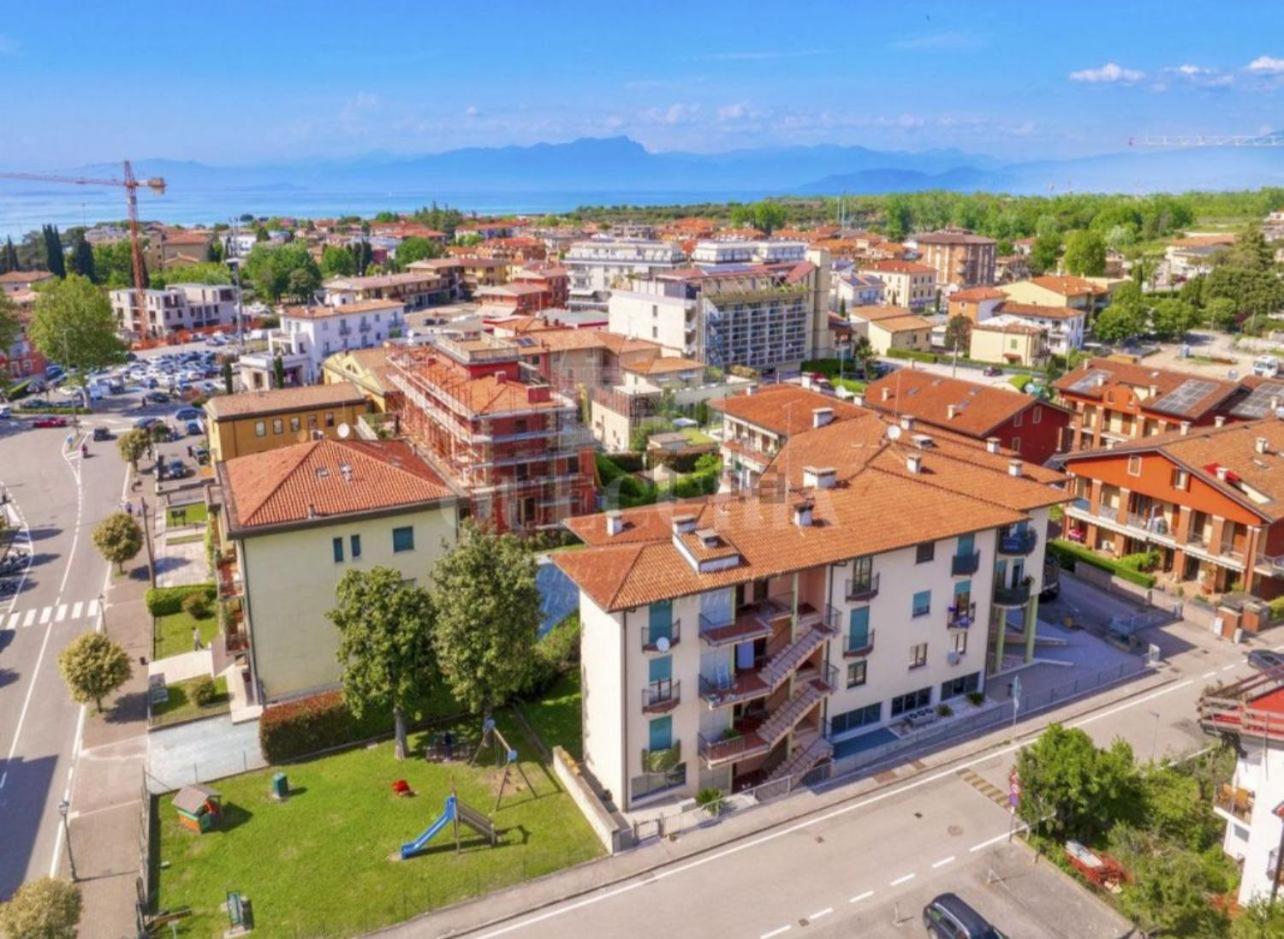 Roka House Apartment Peschiera del Garda Bagian luar foto