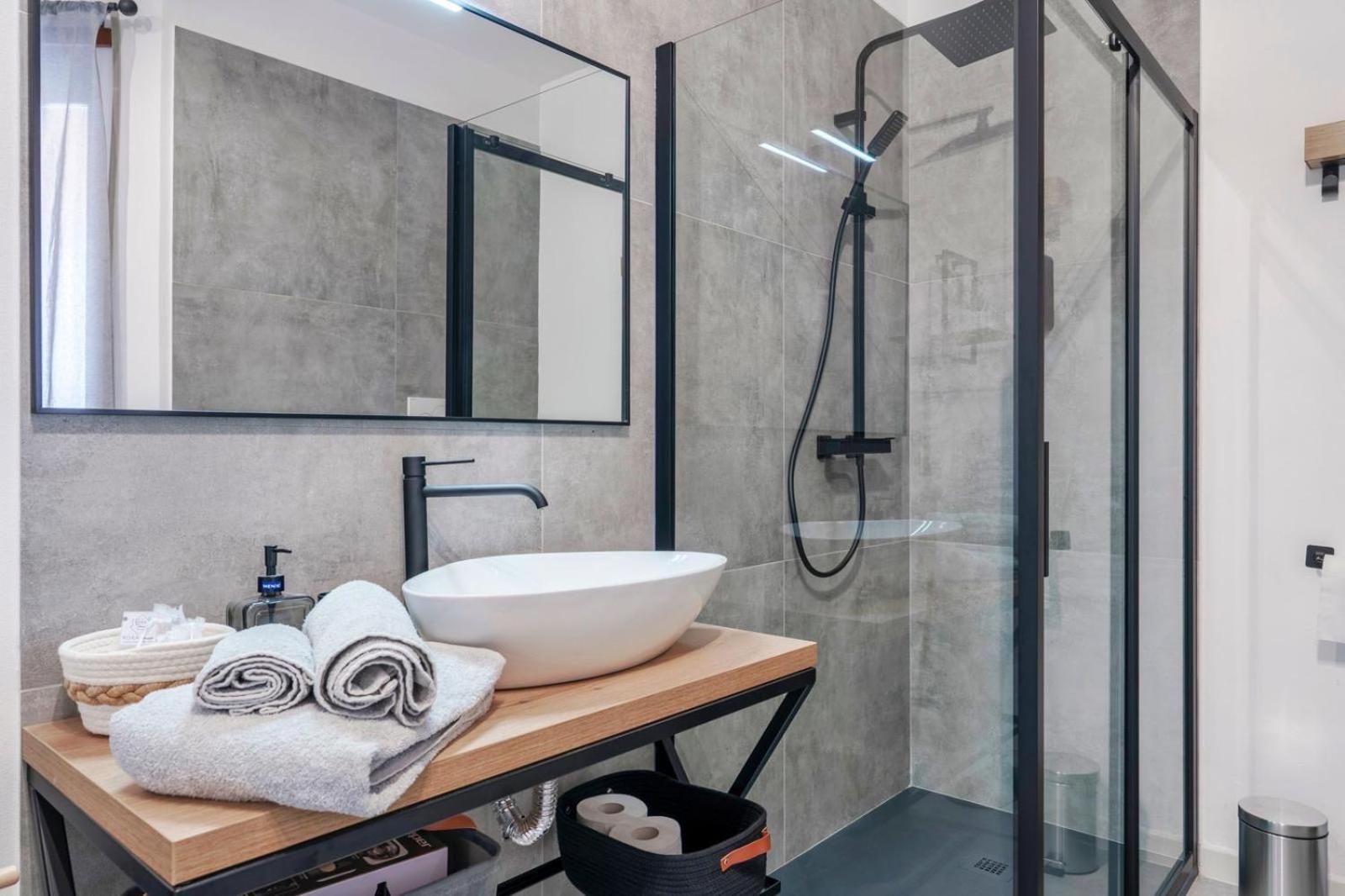 Roka House Apartment Peschiera del Garda Bagian luar foto